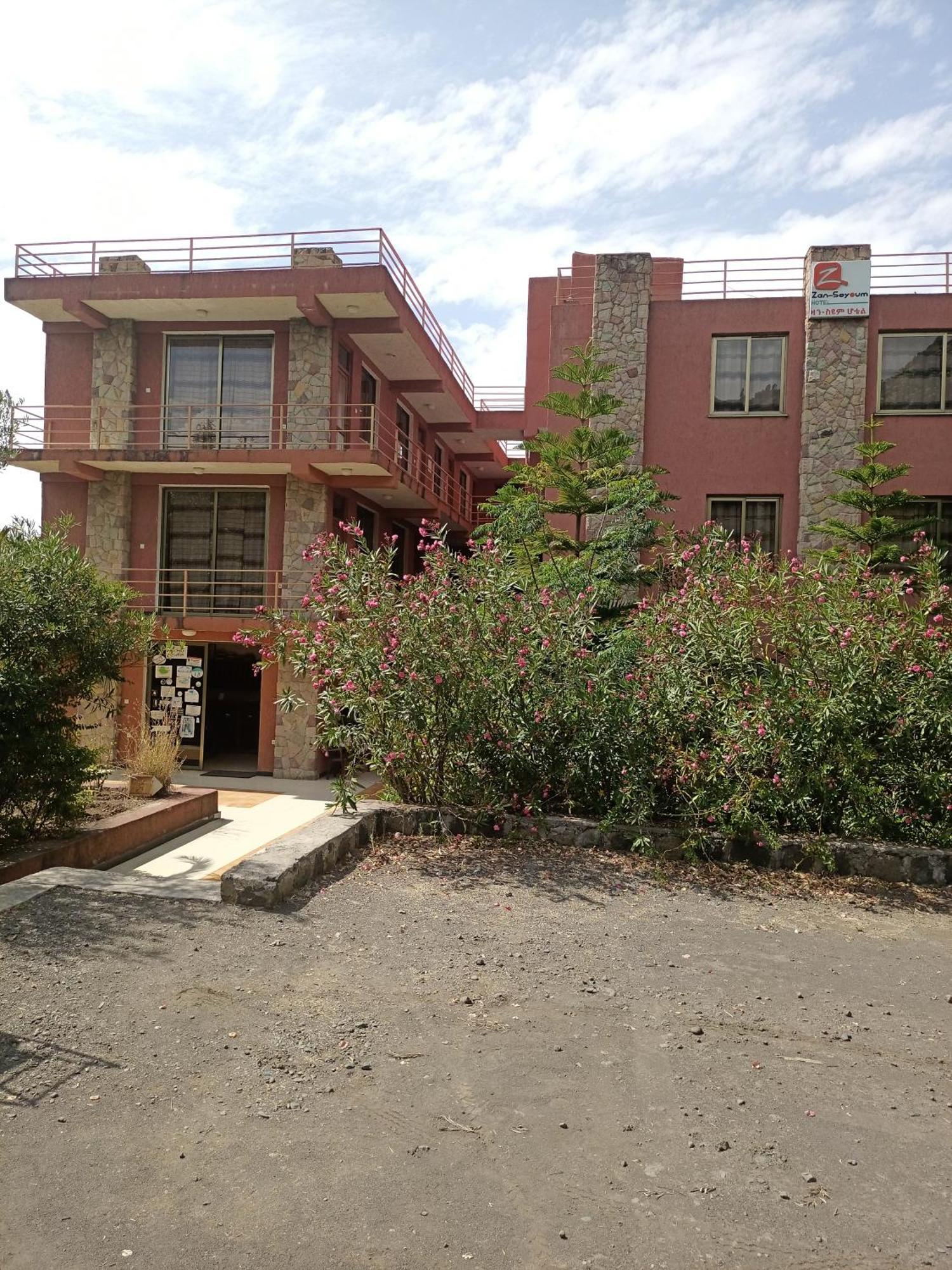 Zan-Seyoum Hotel - Lalibela Lalībela Exterior foto